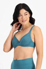 Load image into Gallery viewer, Berlei Barely There Lace Bra - Symphony