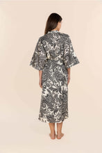 Load image into Gallery viewer, Gingerlilly Annie Cotton Robe - Cream