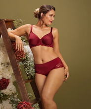 Load image into Gallery viewer, Fayrefrom Lace Perfect Contour Bra - Biking Red