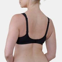 Load image into Gallery viewer, Triumph Triaction Ultra W - Black