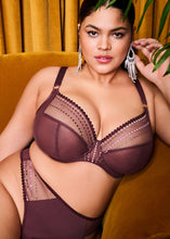 Load image into Gallery viewer, Elomi Matilda UW Plunge Bra - Sugar Plum
