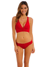 Load image into Gallery viewer, Wacoal Halo Lace Bralette - Barbados Red
