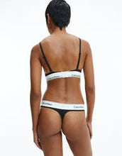 Load image into Gallery viewer, Calvin Klein Thong - Black
